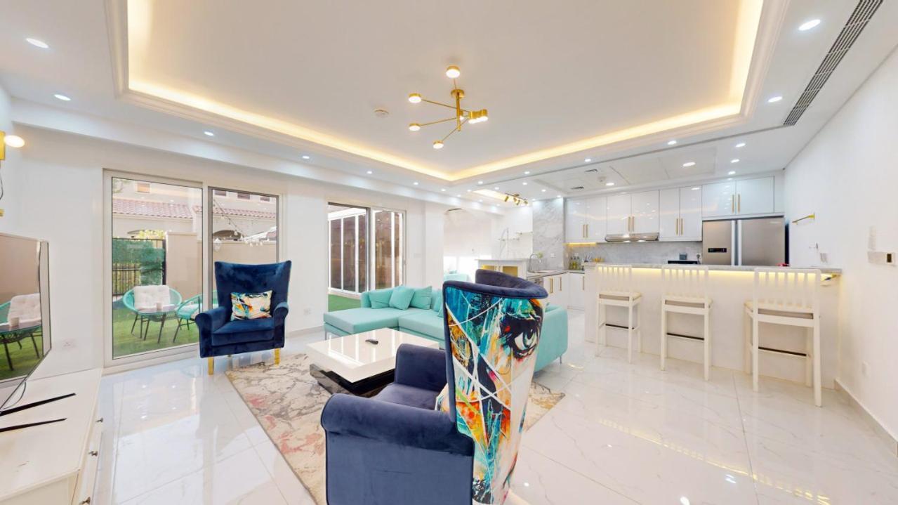 Bella Casa At Serena - Peaceful Three Bed Villa Дубай Екстериор снимка
